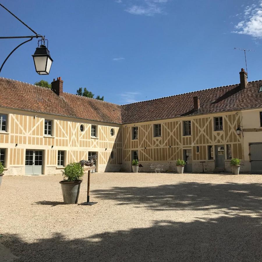 Domaine Du Plessis Bed & Breakfast Le Plessis-Luzarches Exterior photo